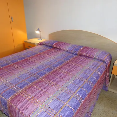 Апартаменты Quiet With Garden